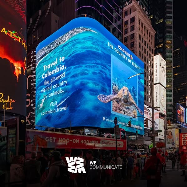 Ad by Simvoly
